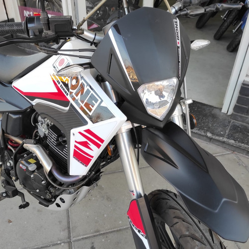 Imagen 2 de 10 de Beta Motard 200