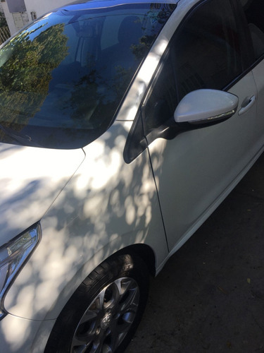 Peugeot 208 1.6 Allure Touchscreen 2015