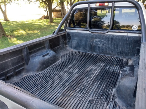 Ford F100 Duty Xlt 4x4 - 2011