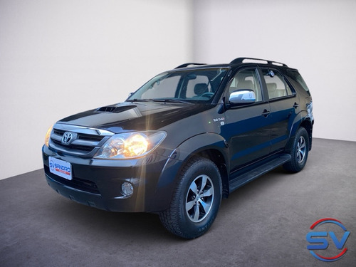 Toyota Hilux SW4 SRV 4x4 3.0 Turbo (aut)