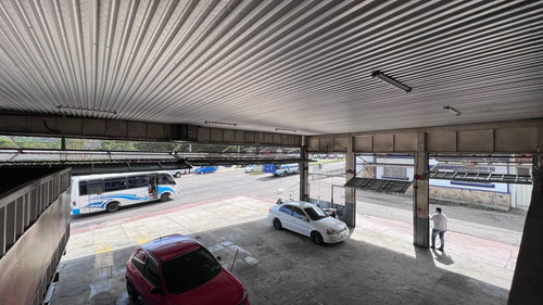 Galpon En Venta Av. Cuatricentenaria Jmus