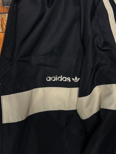 Campera Adidas Bts Logos Reversible (Usado)