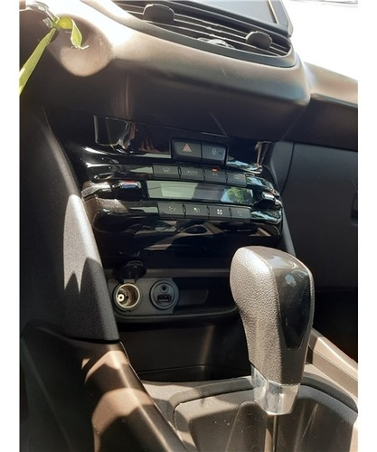 Imagem 9 de 14 de Peugeot 2008 1.6 16v Flex Griffe 4p Automático