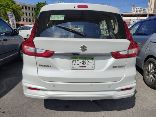 Imagen 6 de 12 de Suzuki Ertiga Glx