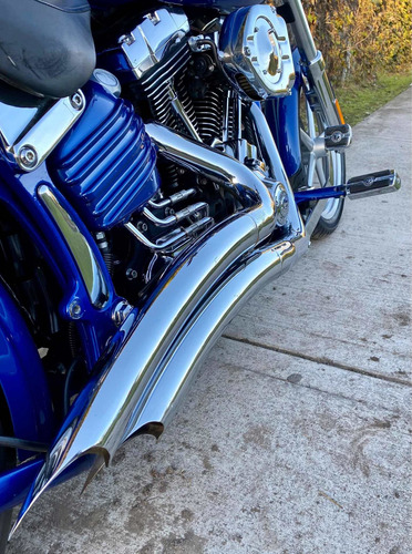 Imagen 3 de 10 de Harley Davidson Rocker C