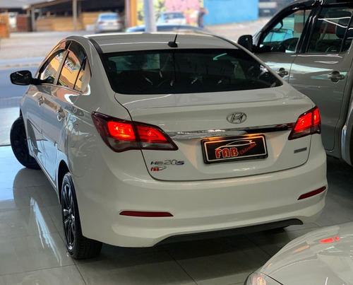 Imagem 4 de 9 de Hyundai Hb20s 1.6 Comfort Plus (aut)