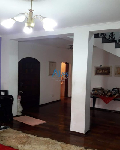 Imagem 8 de 30 de Sobrado Com 4 Dormitórios 1 Suíte Com Banheira Varanda Cozinha Com Armários 3 Banheiros Churrasqueira Coberta Com Árvores E 3 Vagas De Garagem Coberta - Ca00255 - 70018023