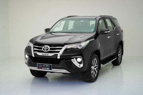 Toyota Hilux SW4 Hilux SW4 SRX 4x4 2.8 TDI 16V Dies. Aut.