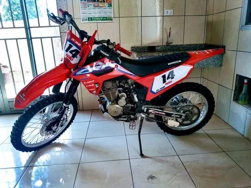 COMO APLICAR KIT GRÁFICO MOTOSTYLE EM SUA MOTO / COLANDO ADESIVO NA CRF 230  KIT R1DE BIKER 