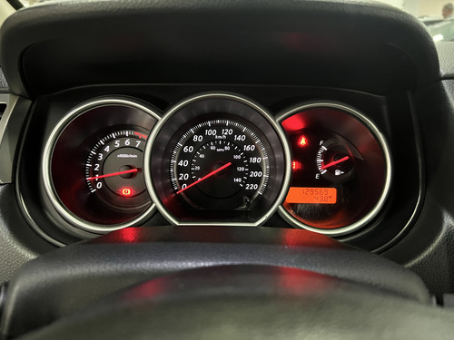 Nissan Tiida 1.8 S 16V FLEX 4P MANUAL