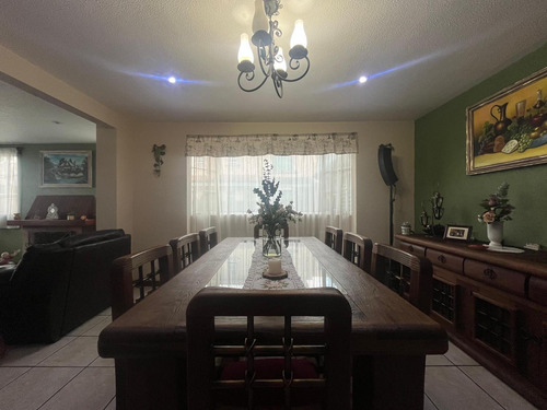 Casa En Venta - Metepec - 250m2