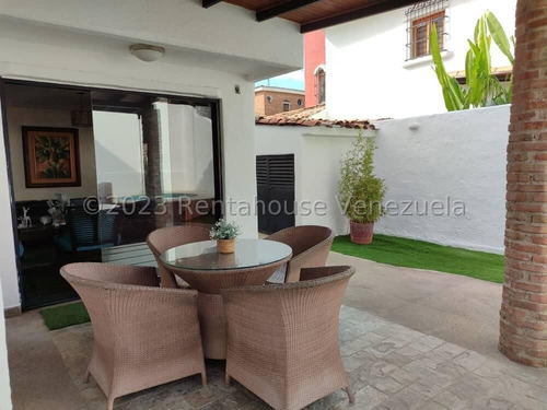 Casa En Venta Ubicada En Una De El Mejor Conjunto Del Trigal Norte Valencia Carabobo Codigo 25-10566 Eloisa Mejia