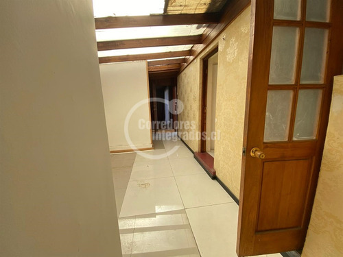 Venta Casa En Viña Del Mar, Sector Oriente,solida Y Luminosa