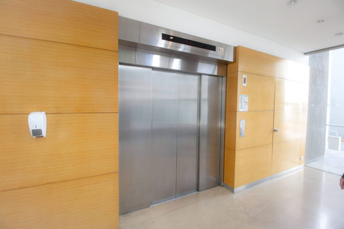 Imagen 13 de 13 de Cochera Edificio De Categoría Seguridad 24 Horas