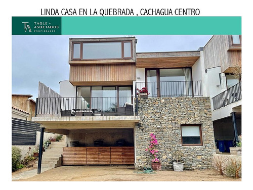 Linda Casa En La Quebrada , Cachagua Centro
