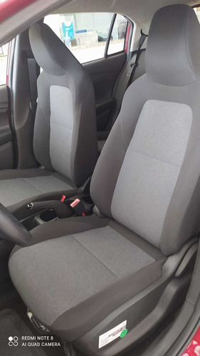 Imagem 8 de 9 de Chevrolet Onix 1.0 (flex)