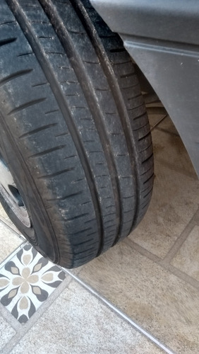 Imagem 3 de 11 de Volkswagen Parati 1.8 Gls