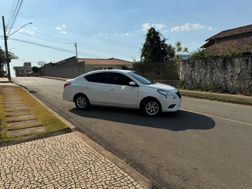 Nissan Versa 1.6 16v Sv 4p