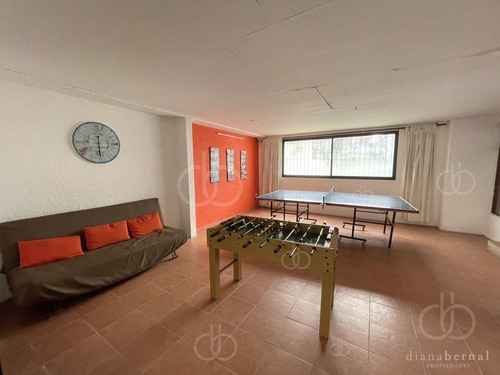 Imagen 14 de 14 de Apartamento En Venta A Una Cuadra Del Mar, Reciclado Y Con Parrillero Propio.