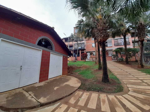 Vendo Casa En Rosales De Terranova, Unidad Cerrada, Niquia.
