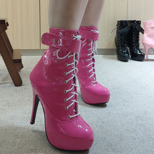 Botas Individuais Com Cadarço De 15 Cm De Altura E Salto Fin