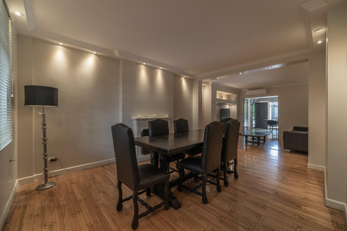 Impecable Casa En Venta Saavedra