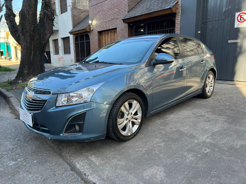 Chevrolet Cruze 1.8 Ltz Mt 5 p