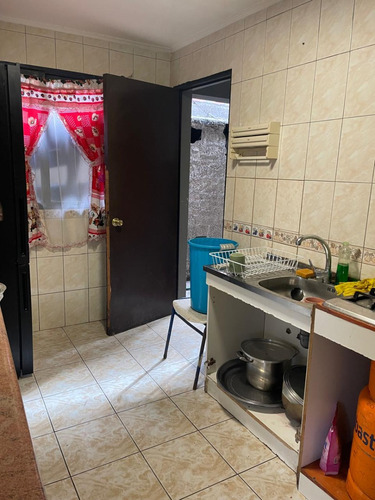 Venta De Amplia Casa, Terreno De 500m2 3d 2b, En La Florida