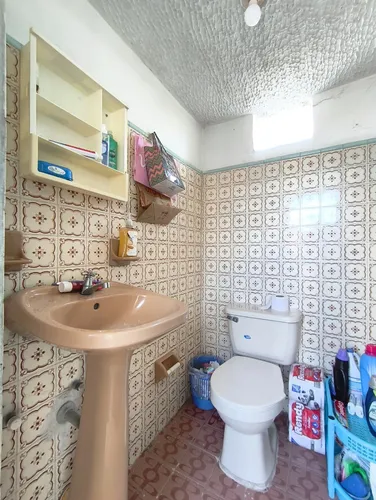 Casa-local En Venta En La Playa. Cod V30831