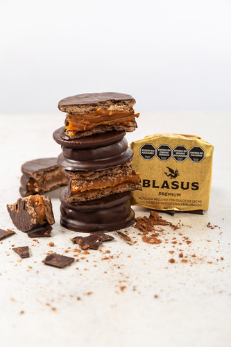 Alfajor Premium Blasus Dulce De Leche C/chocolate 12un 900g