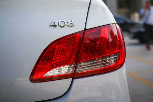 Imagem 10 de 15 de Peugeot 408 Allure 2.0 16v 2013