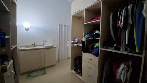 Amplio Townhouse En Venta - Laguna Blanca Ii - Nueva Barcelona