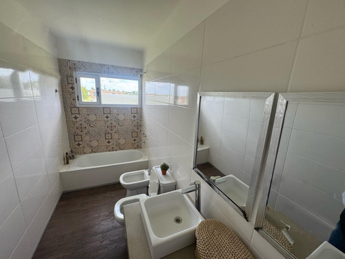 Venta Casa 7 Ambientes En Fincas De San Vicenten - Sporting