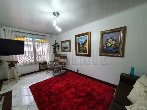 Imagem 6 de 15 de Casa A Venda Com 4 Quartos No Bairro Capoeiras Em Florianopolis - V-82634