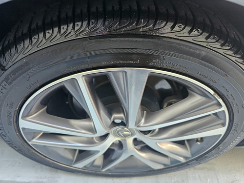 Lexus IS 2.5 300H Luxury