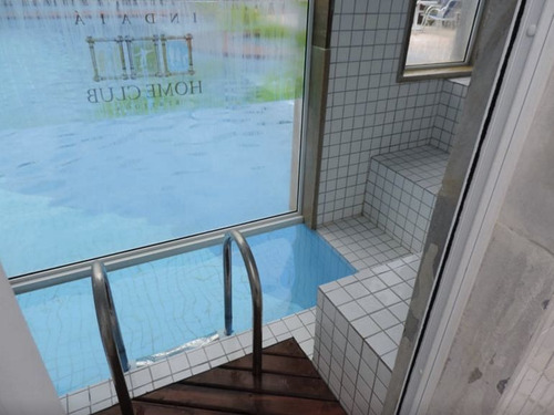 Imagem 2 de 13 de Apartamentos - Com Suíte - 1036
