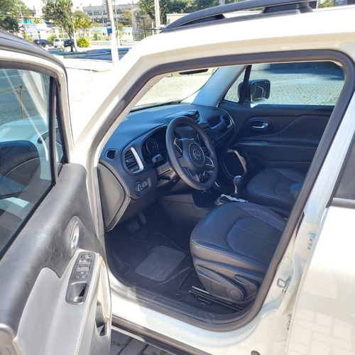 Imagem 7 de 8 de Jeep Renegade (1.8) - Sport Automático - 2017