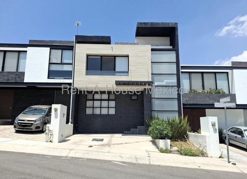 Casa En Renta En Zibatá, Querétaro Sr