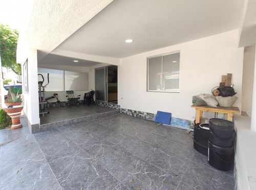 Casa En Venta En Villa Del Rosario. Cod V26182