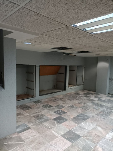 Invierte En Exito, Local Comercial En Plaza Imagen, Jardines De La Montaña