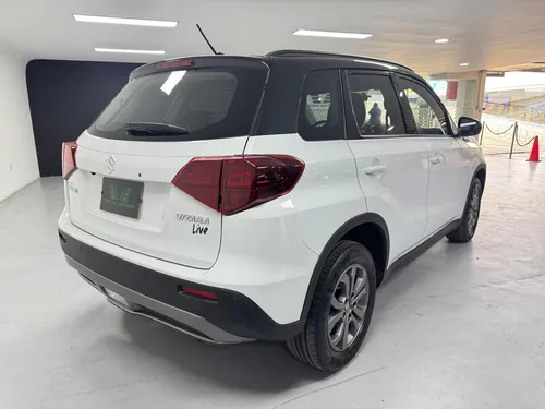 Suzuki Vitara Live At