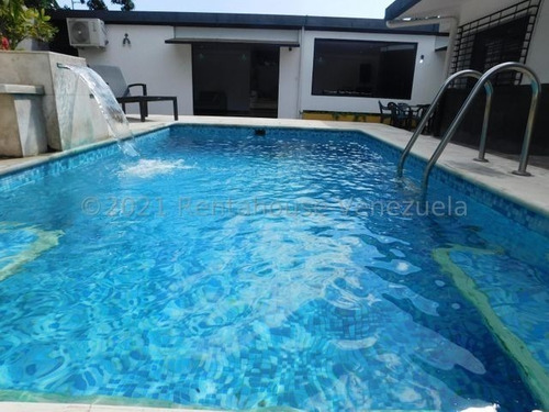 Imagen 13 de 30 de Casas - Quinta En Venta Prestigiosa Zona Del Este De Barquisimeto Codigo 23-23615 Kv Vende. Digitel 1 Cuatro 9 Ocho 6 Cinco 4