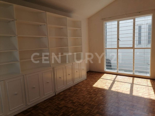 Casa En Venta En Parque San Andrés Coyoacán Cdmx