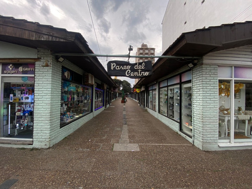 V120 Venta Local 10 Comercial Centrico Galeria Paseo Del Centro San Bernardo