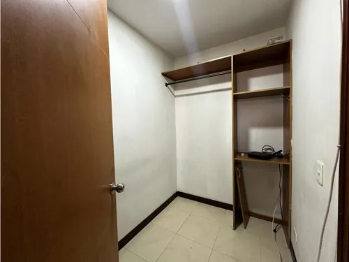 Excelente Apto En Venta.sector Los Parra ..