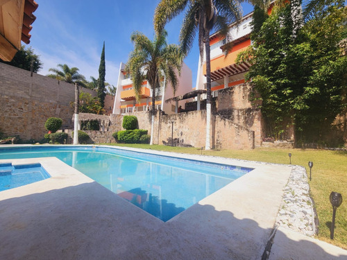 Conjunto Paraíso Que Consta De 2 Casas De 4 Habitaciones Cada Una Con Alberca, Jacuzzi, Enorme Jardín, Palapa Y Vistas Panorámicas En Fracc Rancho San Diego Ixtapan De La Sal Edomex