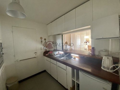 Apartamento En Frente Al Puerto- Ref: 2935