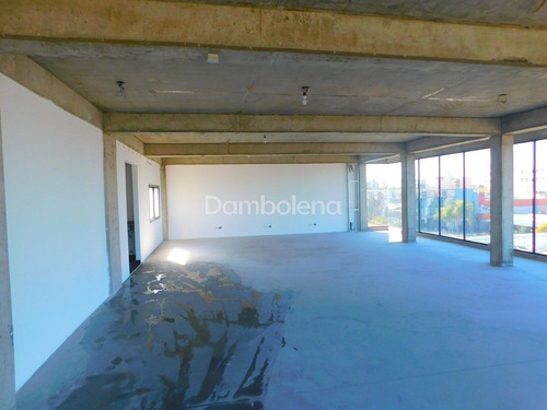 Imagen 12 de 27 de Oficina En Venta O Permuta Ubicado En Moreno, Moreno