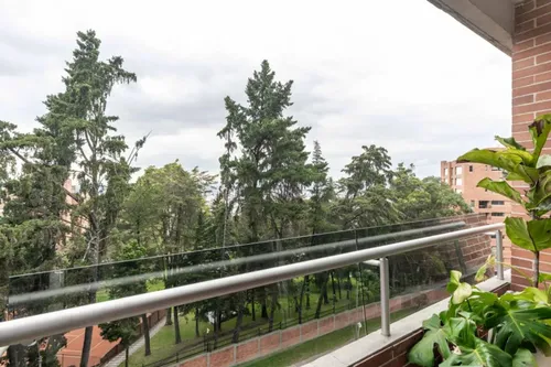Apartamento En Venta En Los Rosales. Cod V14051
