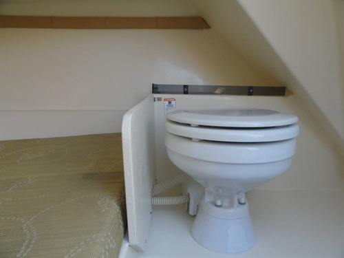 Imagen 10 de 10 de Lancha Nueva Cuddy Silver Boats Silver 210 Walk Around